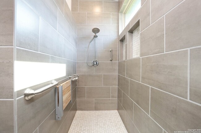 Building Photo - 12819 Aikman Wy