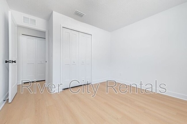 Building Photo - 7607 El Dorado Ave