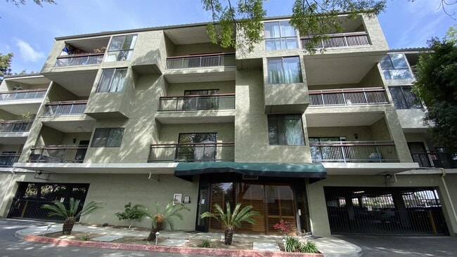 Building Photo - 2200 Agnew Rd