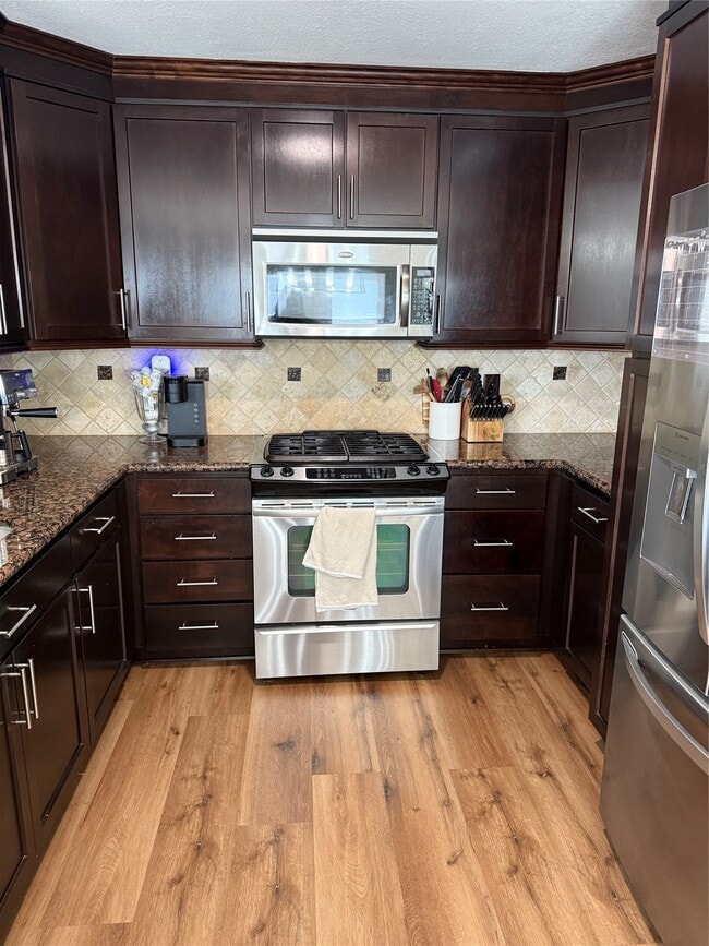 Building Photo - 9204 Tejas Ct