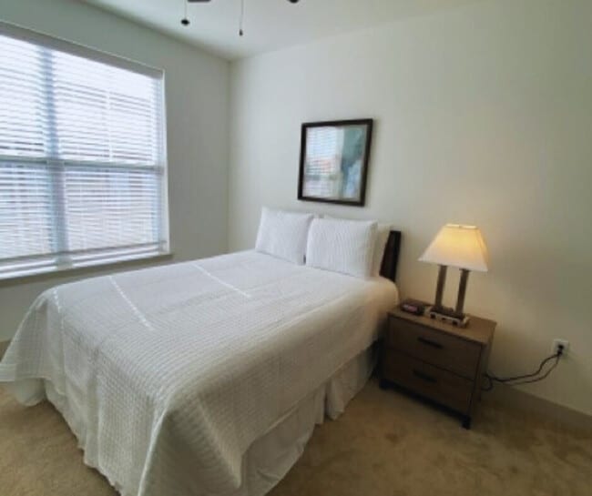 Building Photo - 1202 Marquis Pkwy