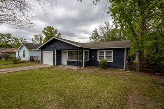 Building Photo - 4710 El Paso Ave