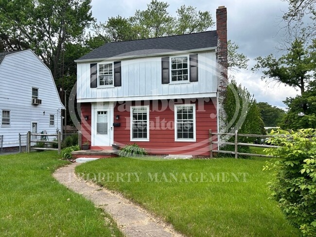 Primary Photo - 1027 Secor Rd