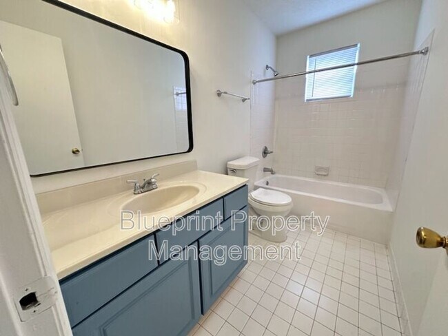 Building Photo - 6505 Avenue K