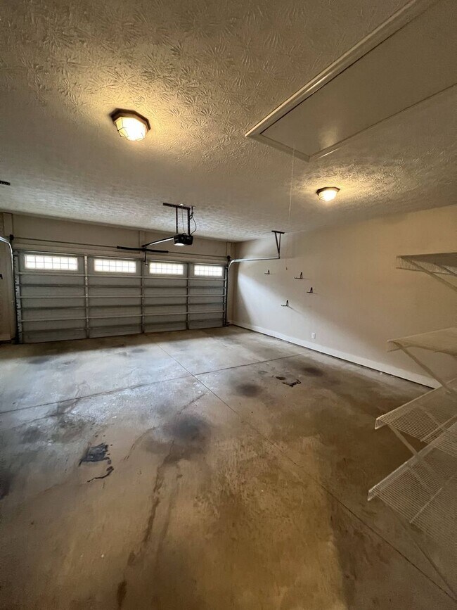 Building Photo - 2682 Sophia Ct