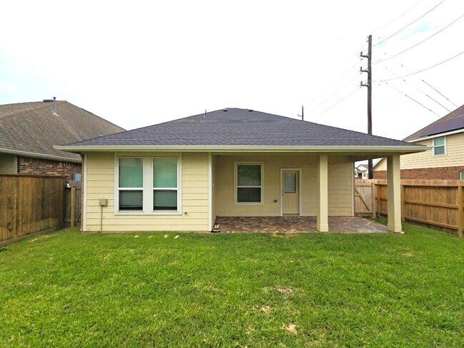 Building Photo - 21706 Rainfall Park Dr