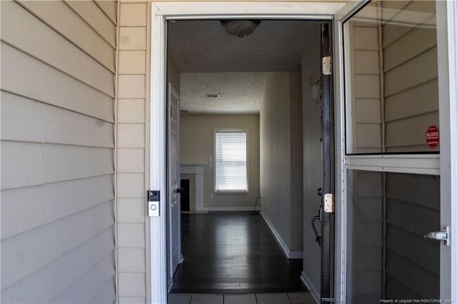 Building Photo - 1407 Oldstead Dr