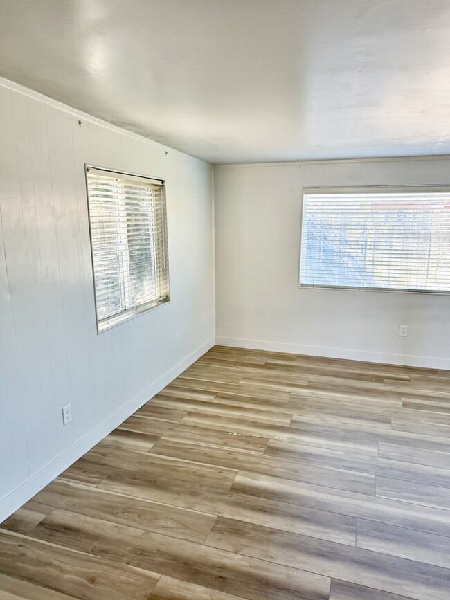 Building Photo - 3636 W Tulare Ave