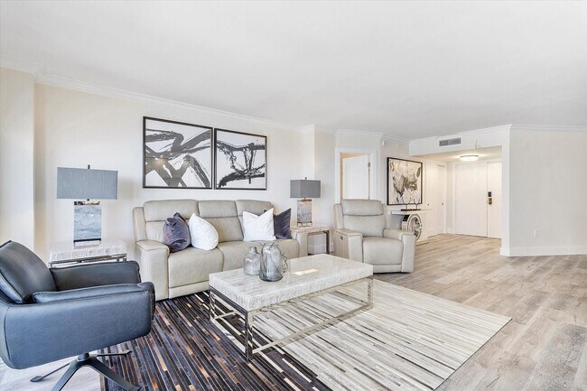 Building Photo - 3400 Galt Ocean Dr