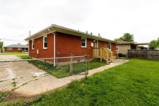 Building Photo - Newly updated 3 bedroom and 1 bathroom Ranch home in PRP