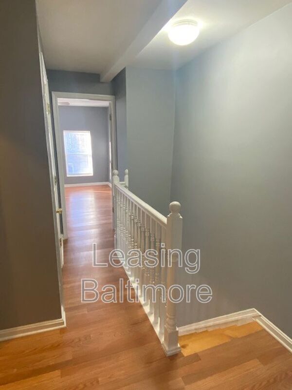 Building Photo - 1127 Cleveland St