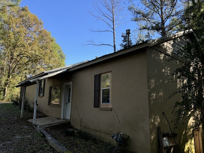 Building Photo - 202 Martin Luther King Rd