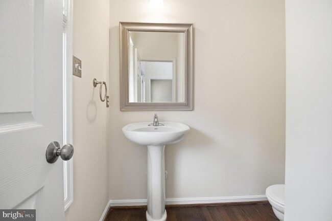 Building Photo - 950 Grouse Pointe Dr