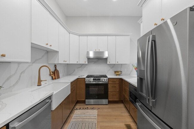 Building Photo - Furnished Luxury Home for Rent-Historic Deutschtown/Northside