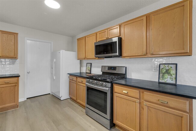 Building Photo - 18446 Westgate Springs Ln