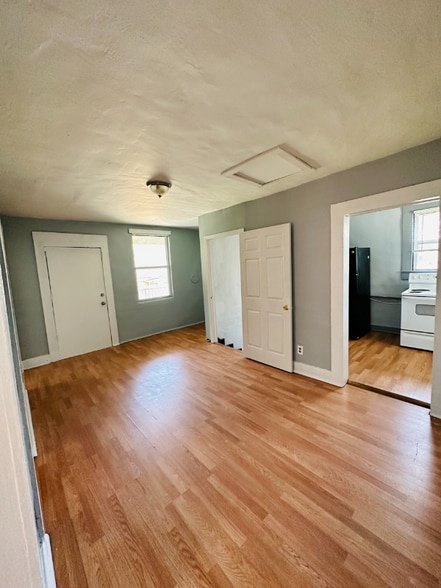 Building Photo - 1508 Eaverson St