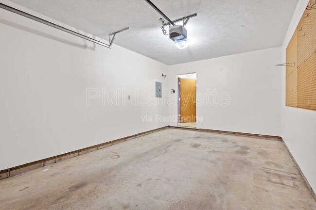 Building Photo - 512 Duroc Ct