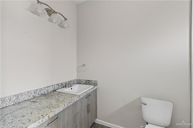 Building Photo - 17 Kentucky St