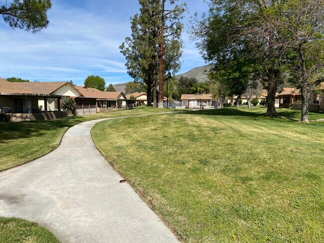 Building Photo - 1318 Bushy Tail Trail