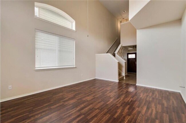 Building Photo - 9501 Sweetgum Dr