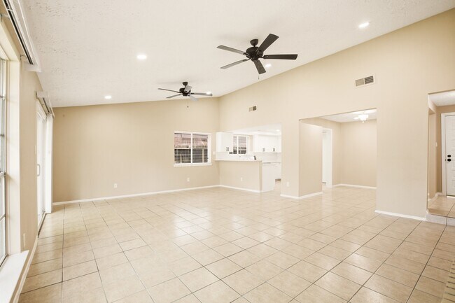 Building Photo - 10506 Stockman Ln