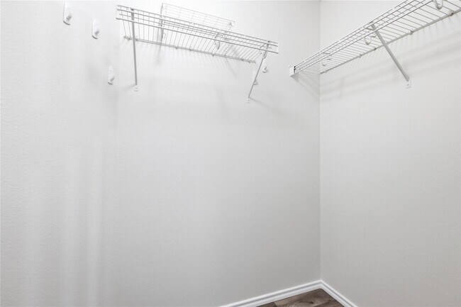 Building Photo - 209 Rinehardt St
