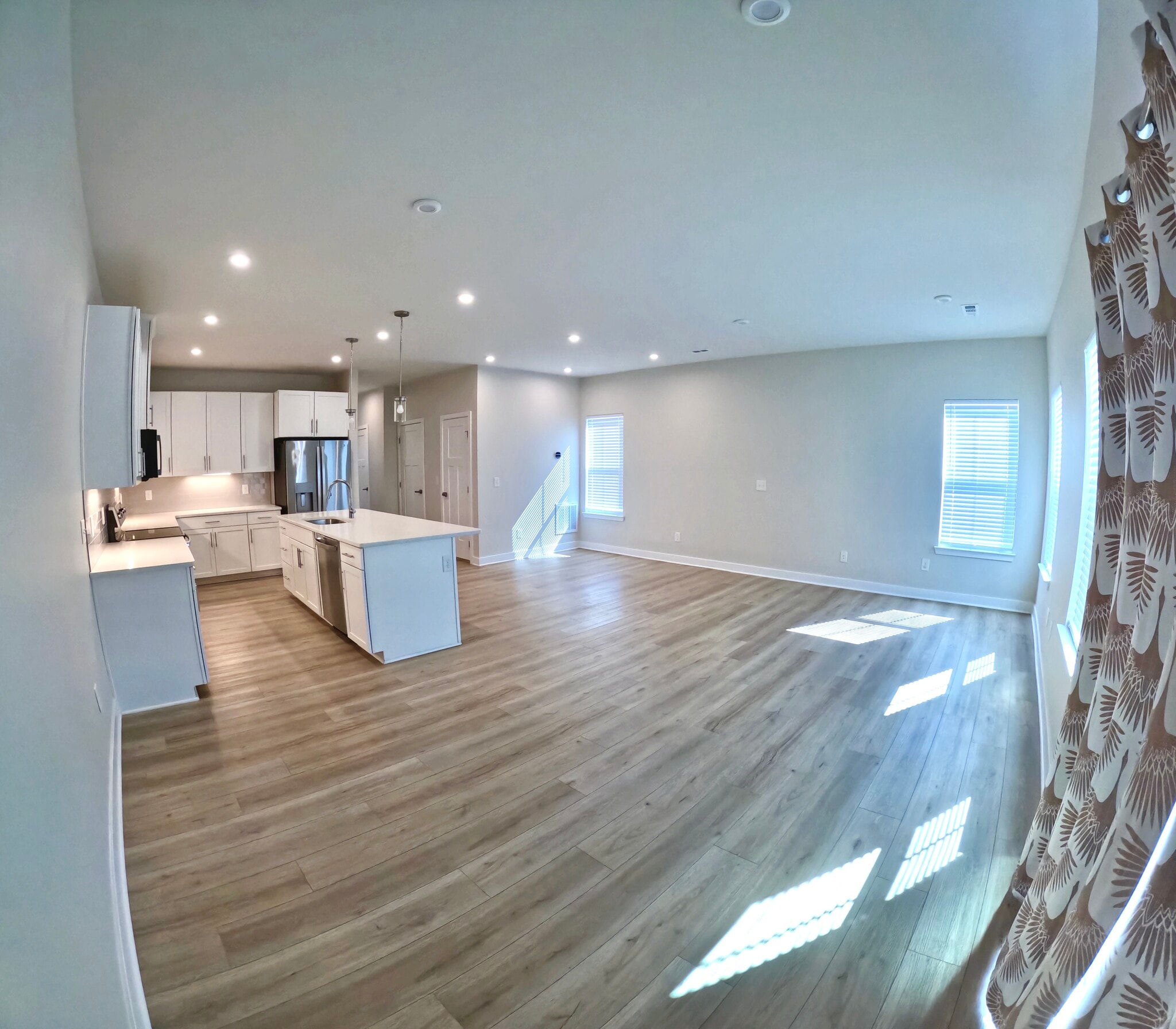 Building Photo - 1037 Clendening Dr