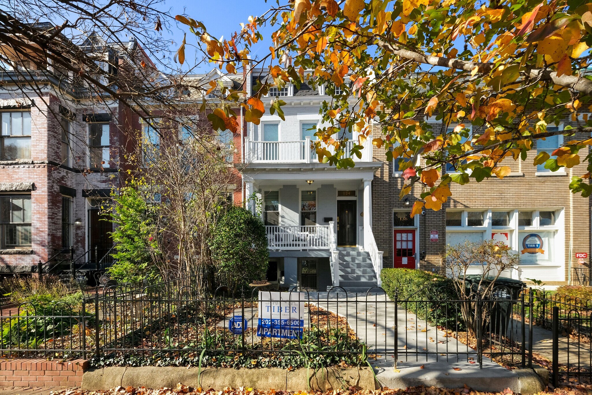 Building Photo - 134 12th St NE