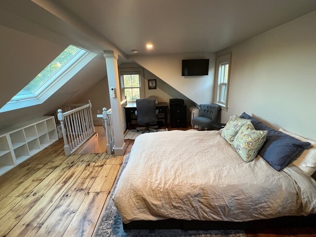 Building Photo - 32 Buffum St