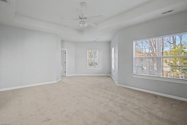 Building Photo - 3820 Stumpy Lake Ln