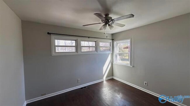 Building Photo - 2901 Azalea Rd SW