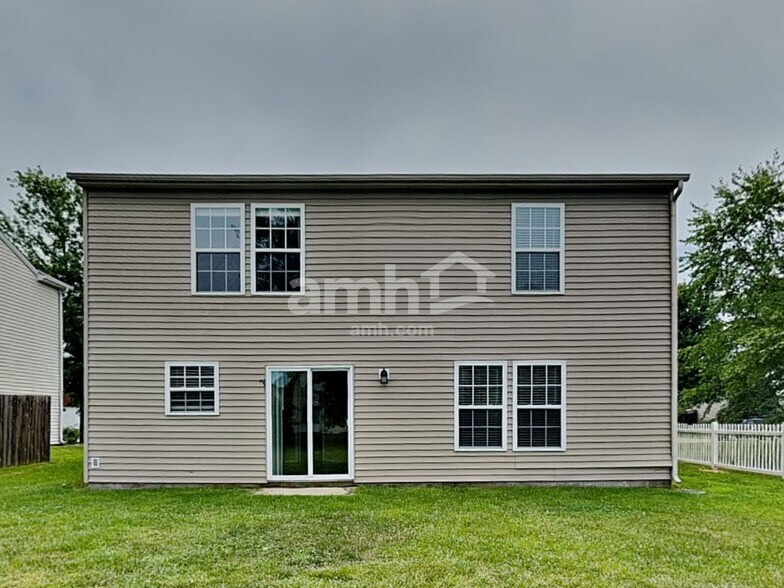 Building Photo - 2898 Hearthside Dr