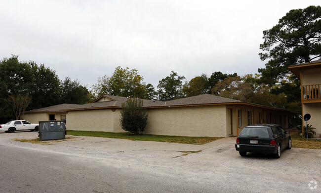Building Photo - North Gulfport Apartments