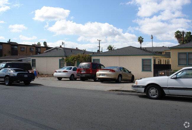 Building Photo - 4142-4144 Estrella Ave