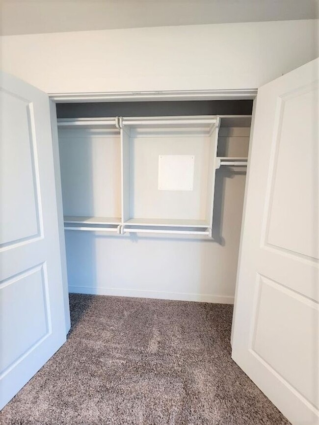 Building Photo - New 3 Bed 2 Bath Duplexes SW 40th & Shields Blvd