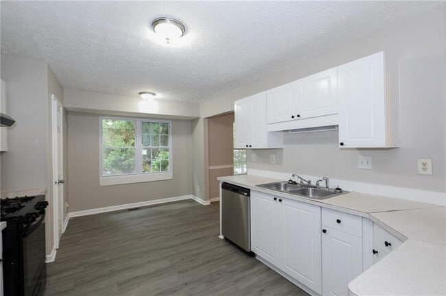 Building Photo - 742 Bridgewood Ct