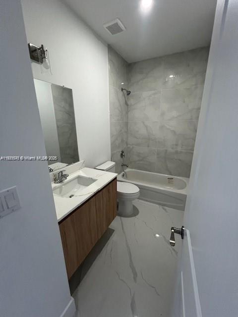 Building Photo - 1985 NW 152nd St