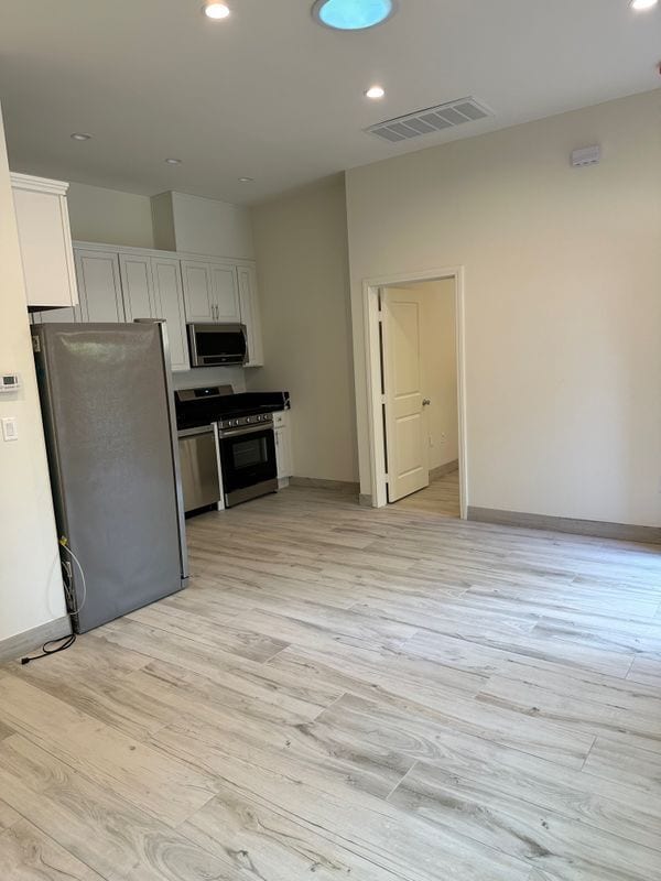 Building Photo - 23110 1/2 West Mulholland Drive