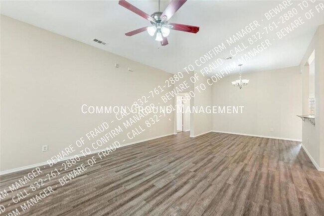 Building Photo - 1118 Grace Dr