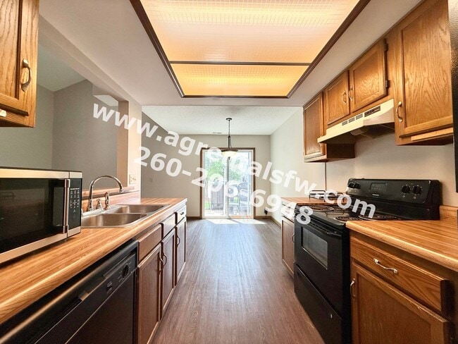 Building Photo - 4221 Crofton Ct