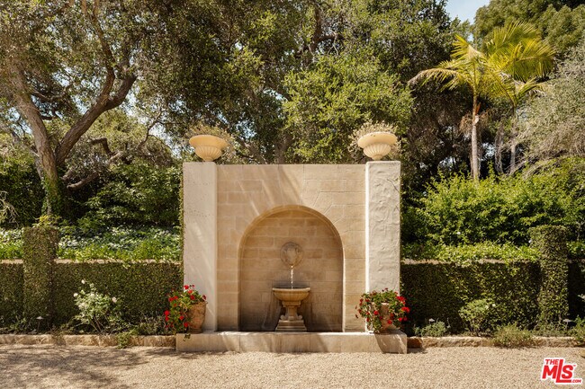 Building Photo - 848 Picacho Ln