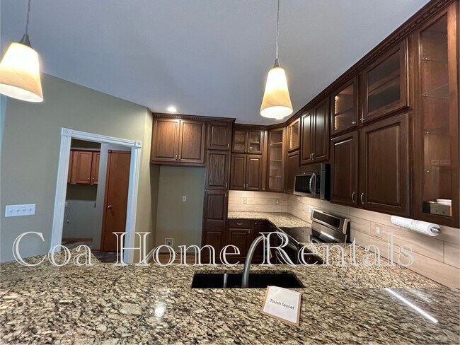 Building Photo - Beautiful Andover Property
