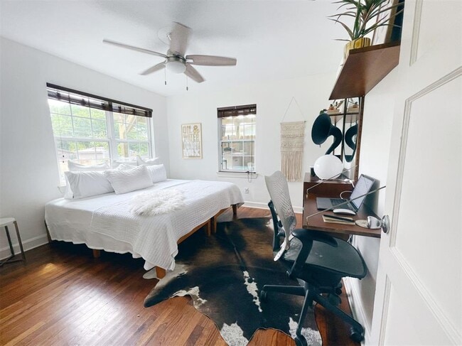 Building Photo - 3305 Larry Ln