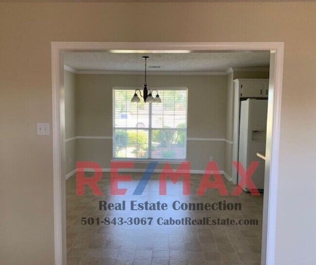 Building Photo - 15 Silverado Ct