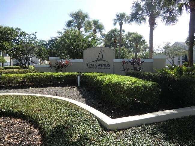 Building Photo - 1091 S Hiawassee Rd
