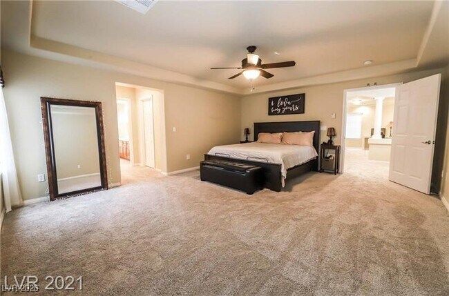 Building Photo - 8450 W Sapphire St