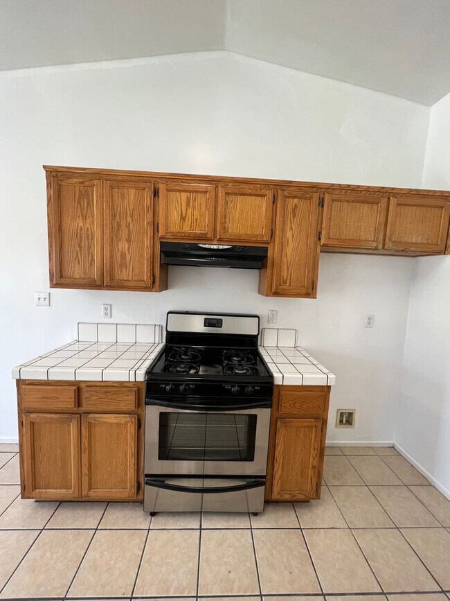 Building Photo - 1516 Hadar Rd