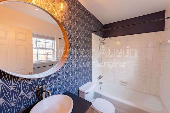 Building Photo - 5109 Overbrook Dr