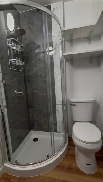 Building Photo - 605 Bramhall Ave