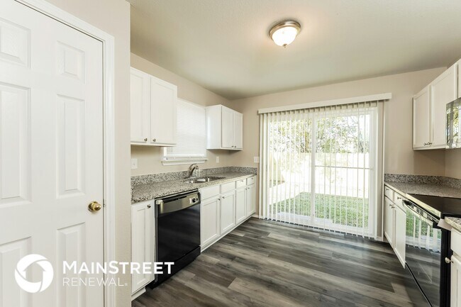 Building Photo - 9647 Shorebird Ln